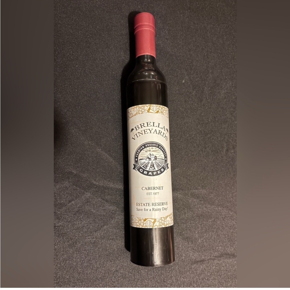 Brelland Vineyards Cabernet Wine Bottle umbrella missing the bottom piece